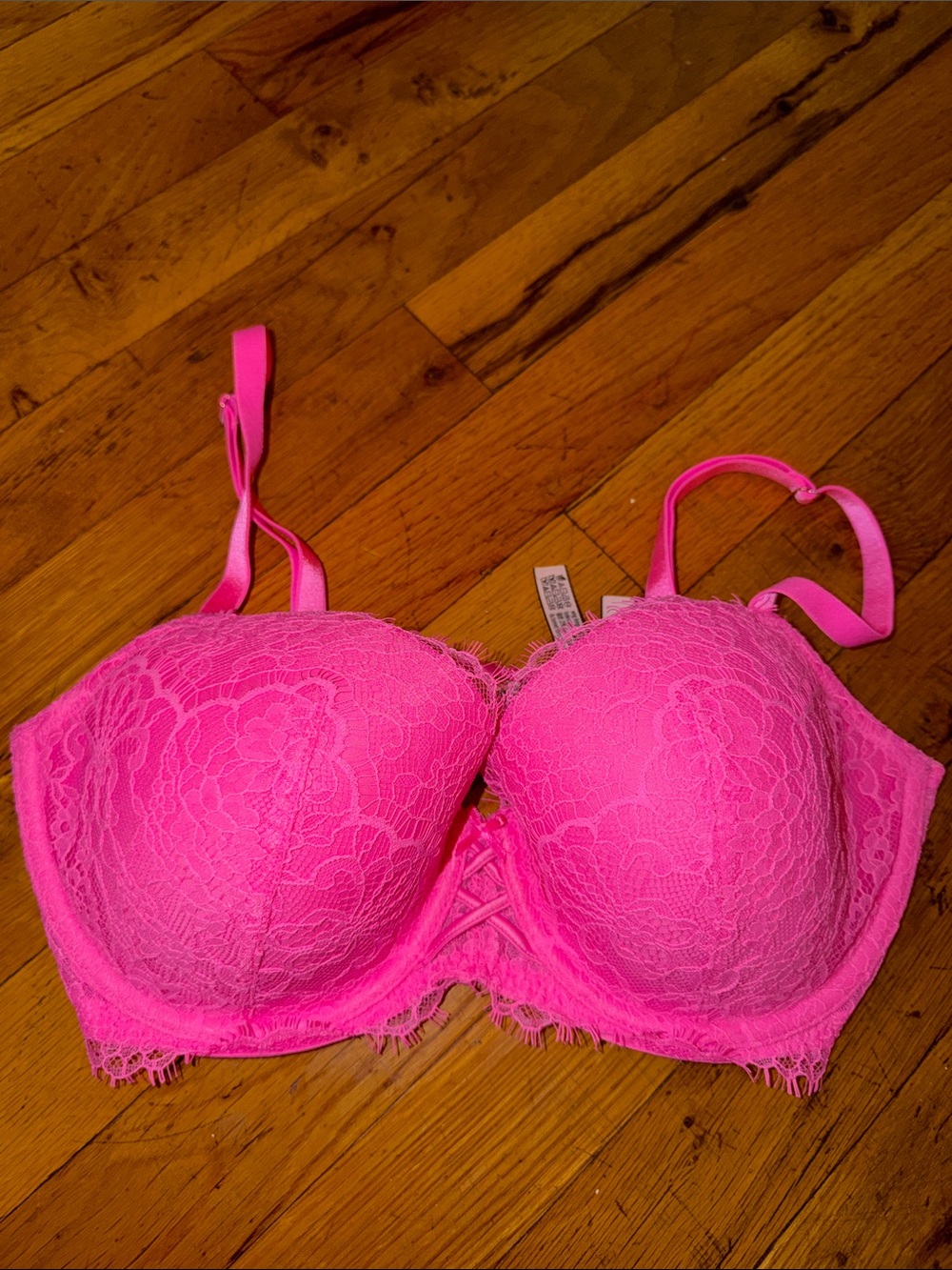 Victoria’s Secret Hot Pink Lace Lightly Lined Bra
